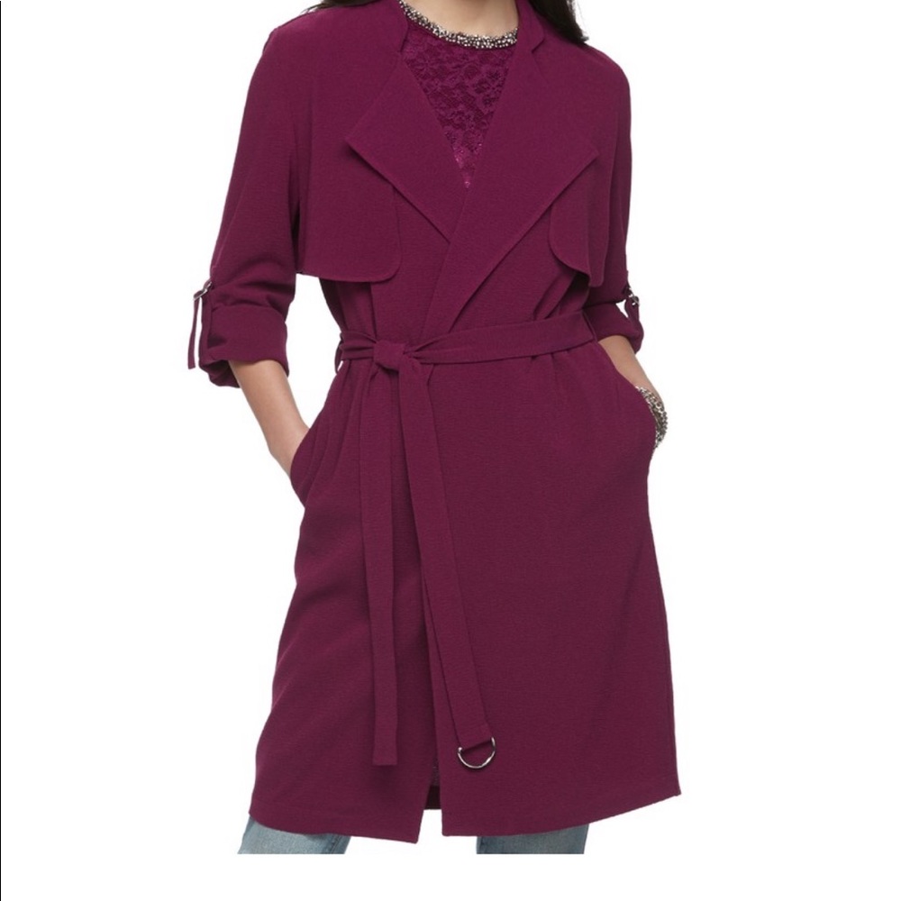 Jennifer Lopez trench coat. NWT. Sz.XS